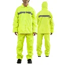 traje al agua.webp
