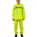 Traje agua.webp